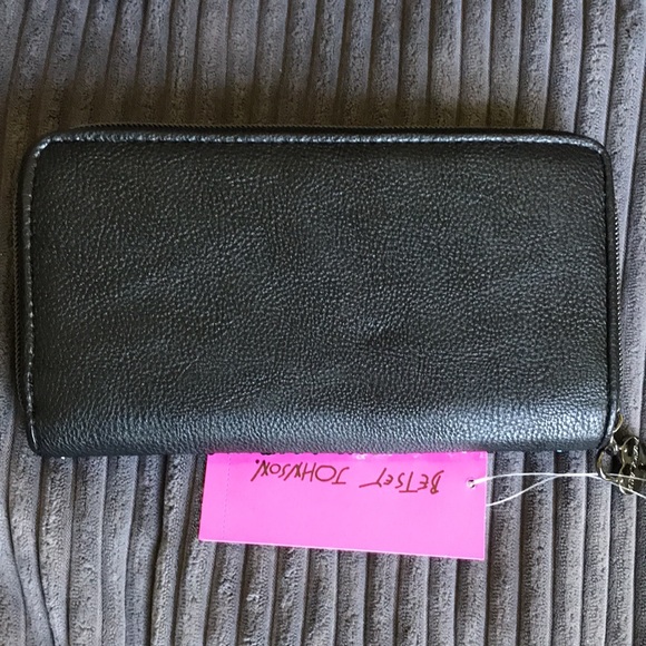 NWT Betsey Johnson wallet - Picture 2 of 8